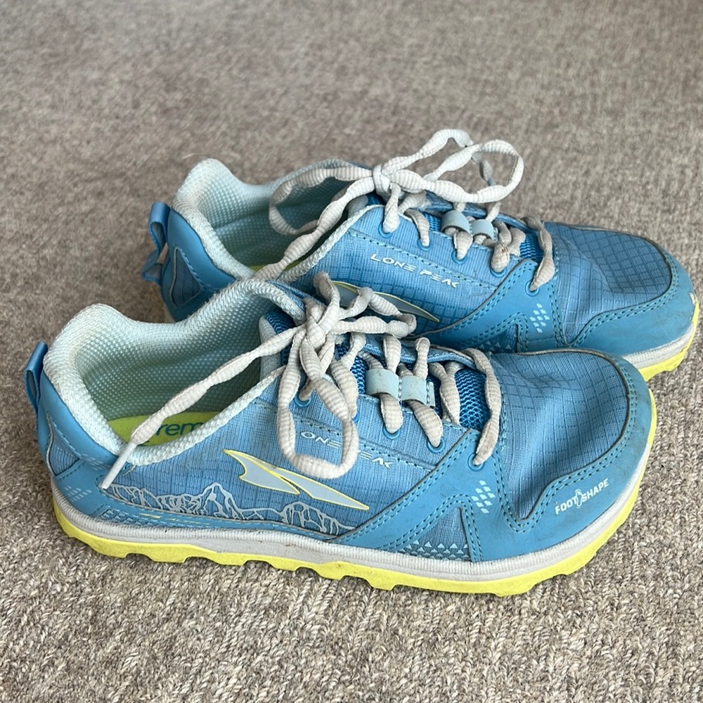 ALTRA | Youth | Lone Peak Tennis Shoe - Kids Size 2